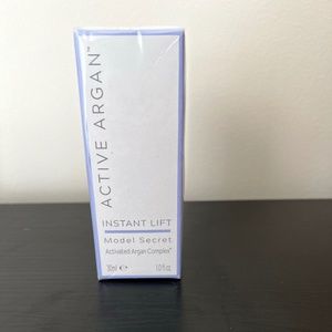 Active Argan Instant Lift Model Secret